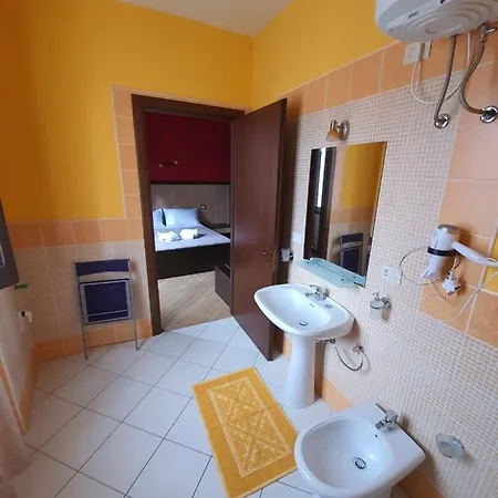 13 Bed and breakfast